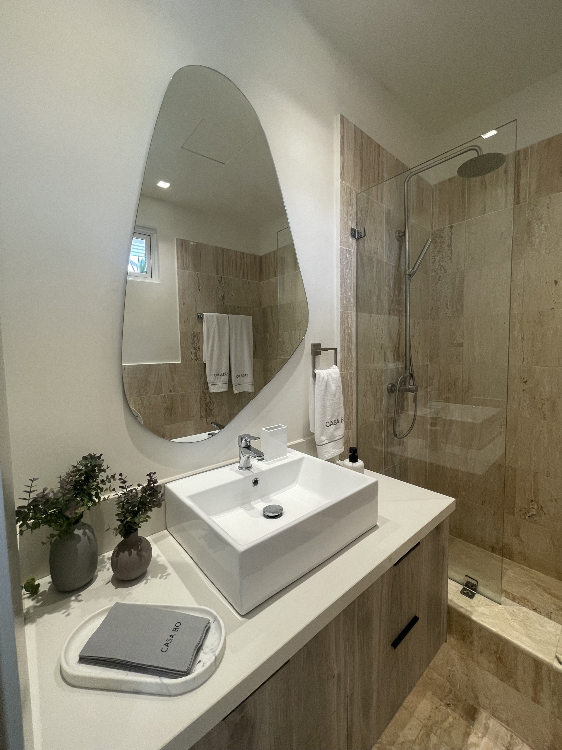 Baño Dorm 4 y 5 Villa The Laurent