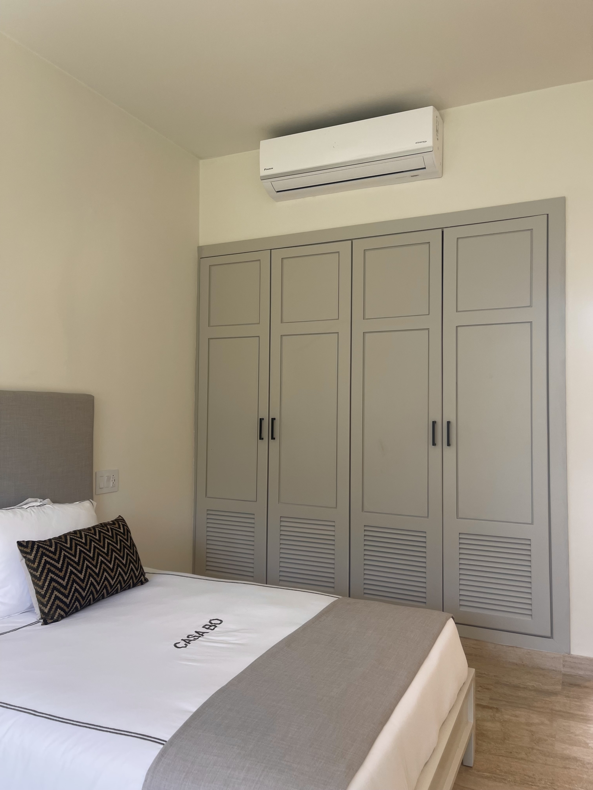 Closet Dorm 5 y 6 Villa The Laurent