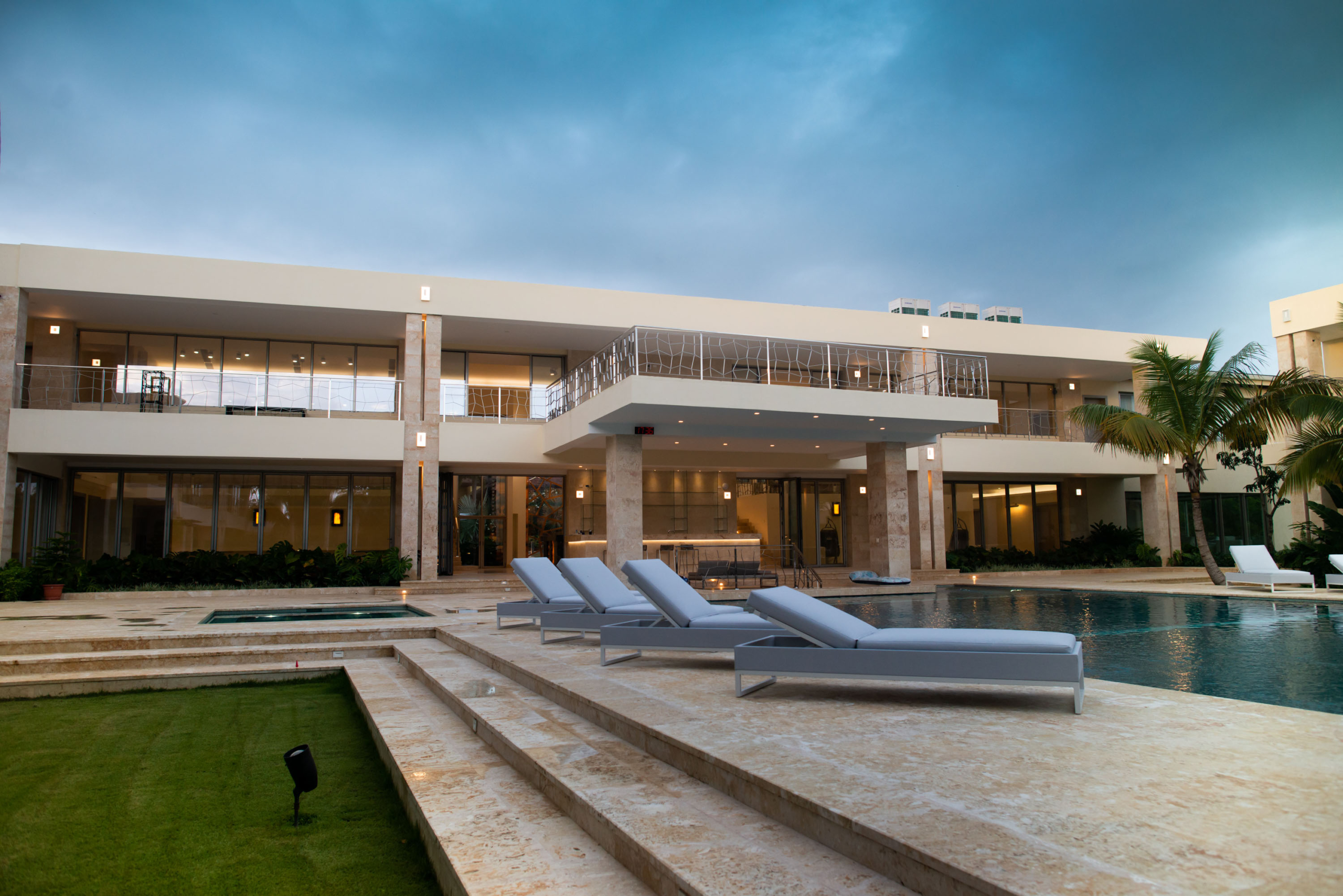 Villa Sloan