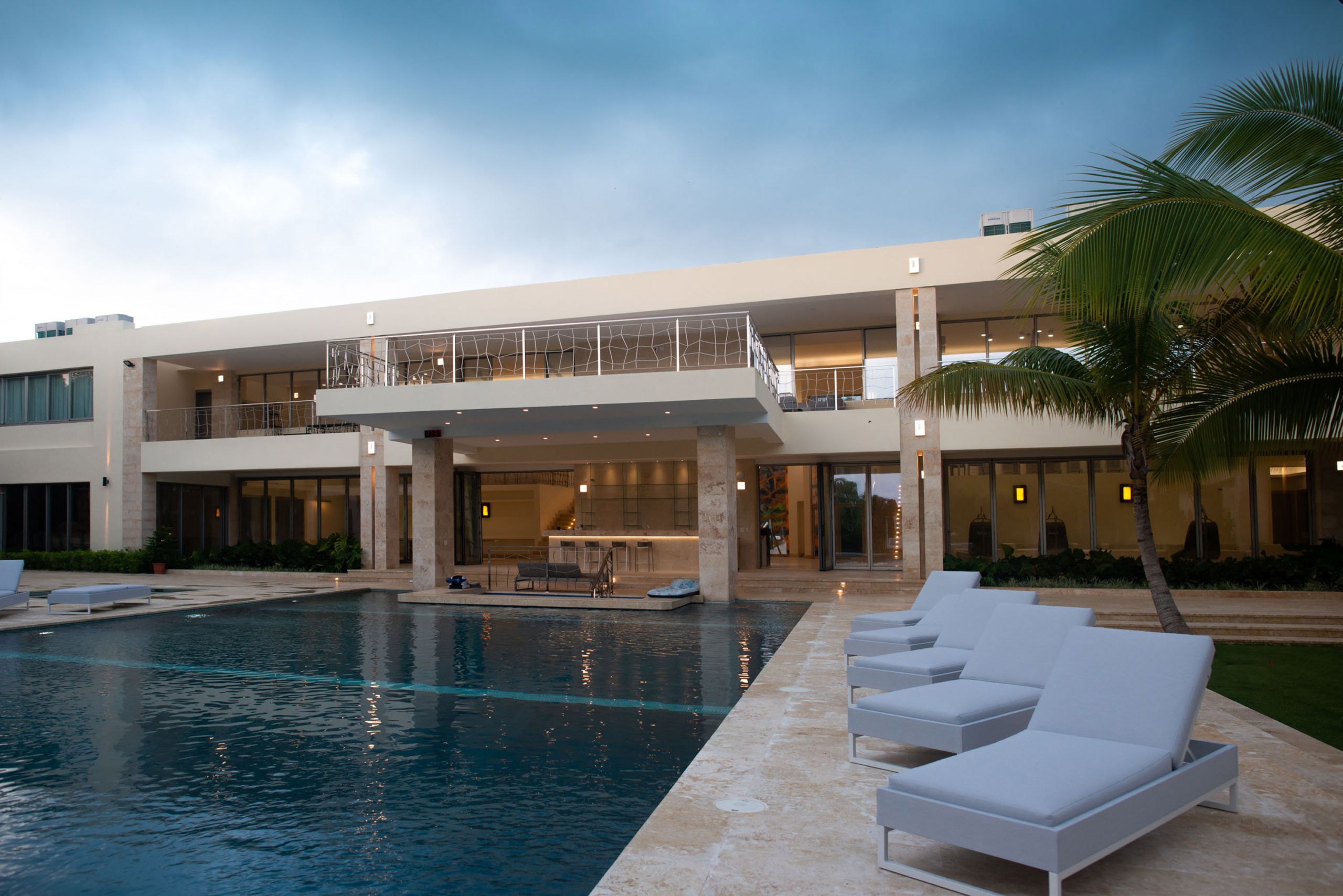 Villa Sloan