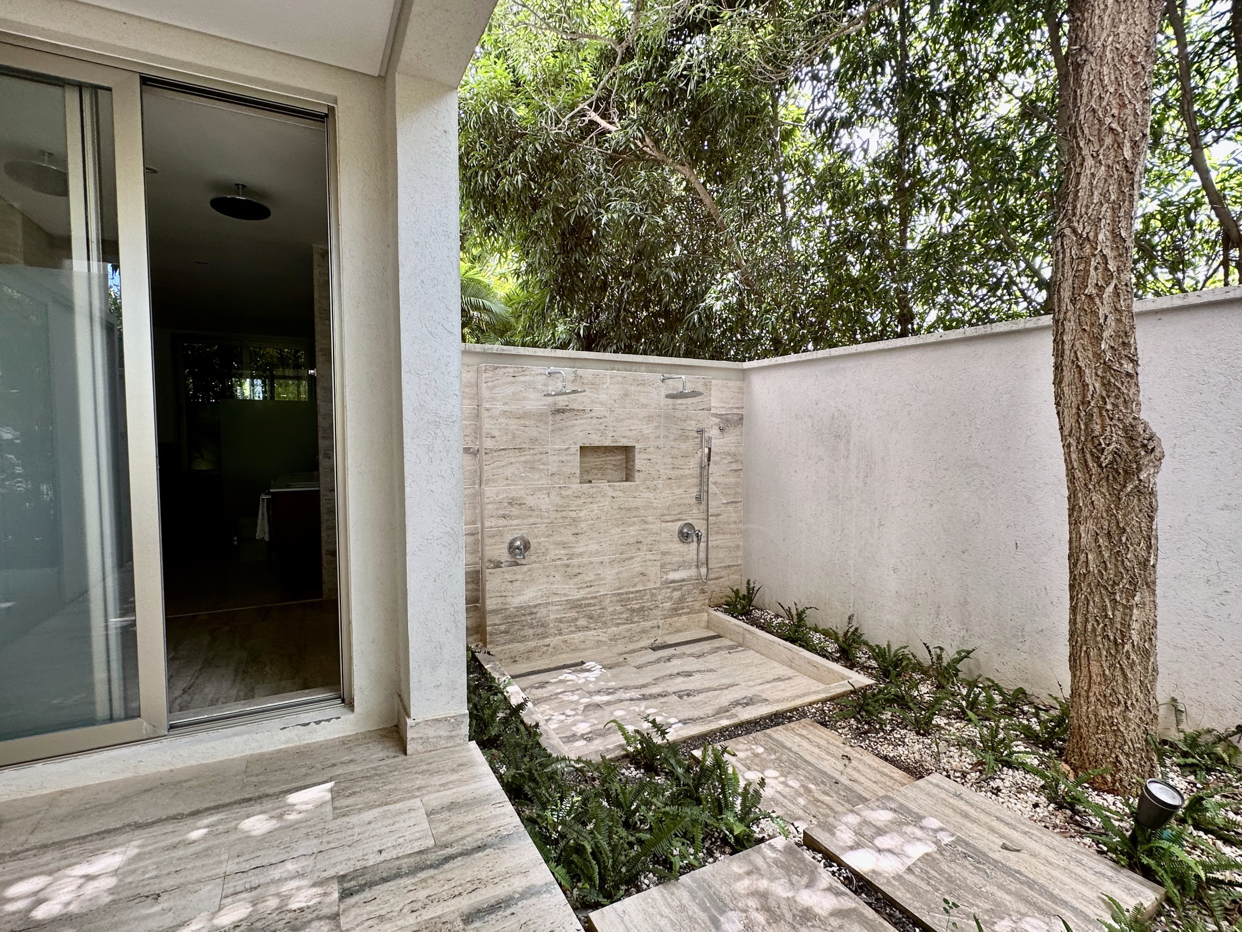 Villa Babak