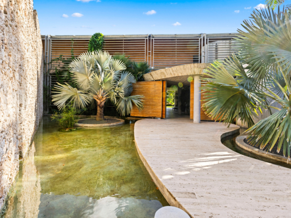 Villa Aqua