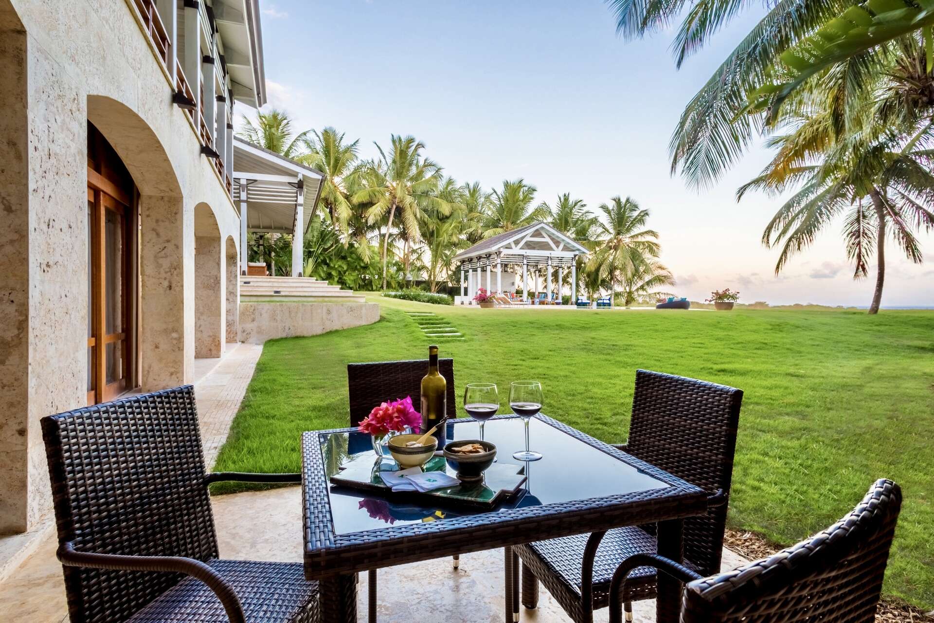 Villa Deja Vu