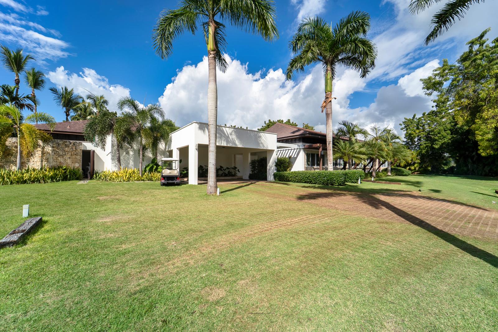 WhatsApp Image 2026-02-19 at 05.43.20 (2) Villa Wuiza